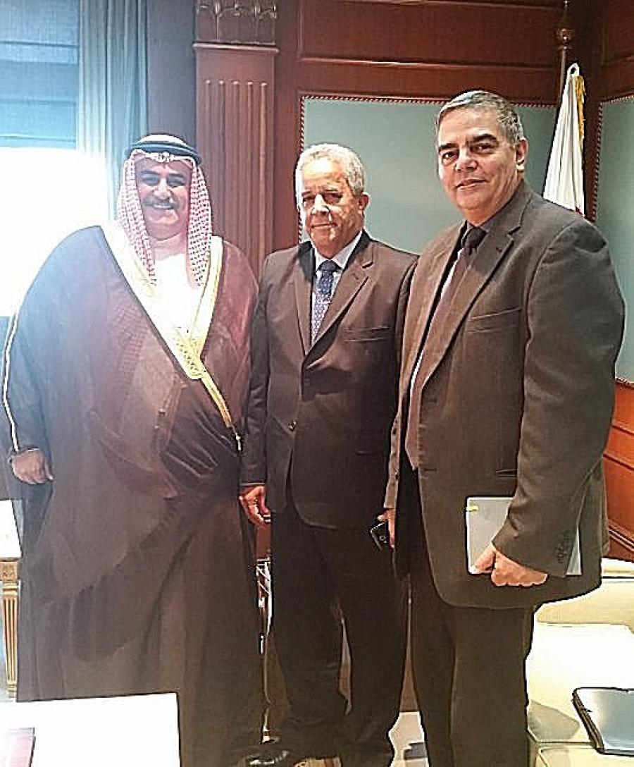 Director África Norte y Medio Oriente, Héctor Igarza, y embajador cubano Orlando Requeijo, se reúnen con Ministro de Exteriores de Bahréin