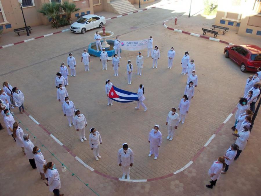 El mensaje de los médicos cubanos en Argelia: Juntos venceremos