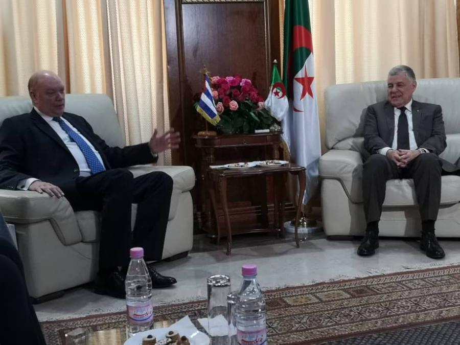 Energies: Guitouni et le ministre cubain de l'Investissement étranger évoquent la coopération