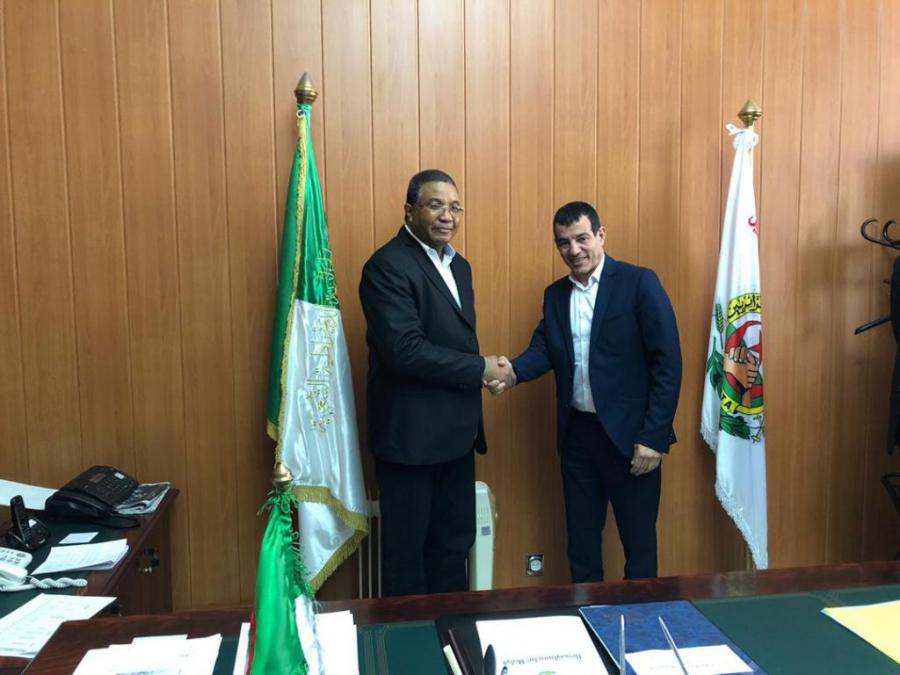 Miembro del Secretariado PCC sostuvo un encuentro amistoso con el Secretario General de la Unión General de Trabajadores Argelinos
