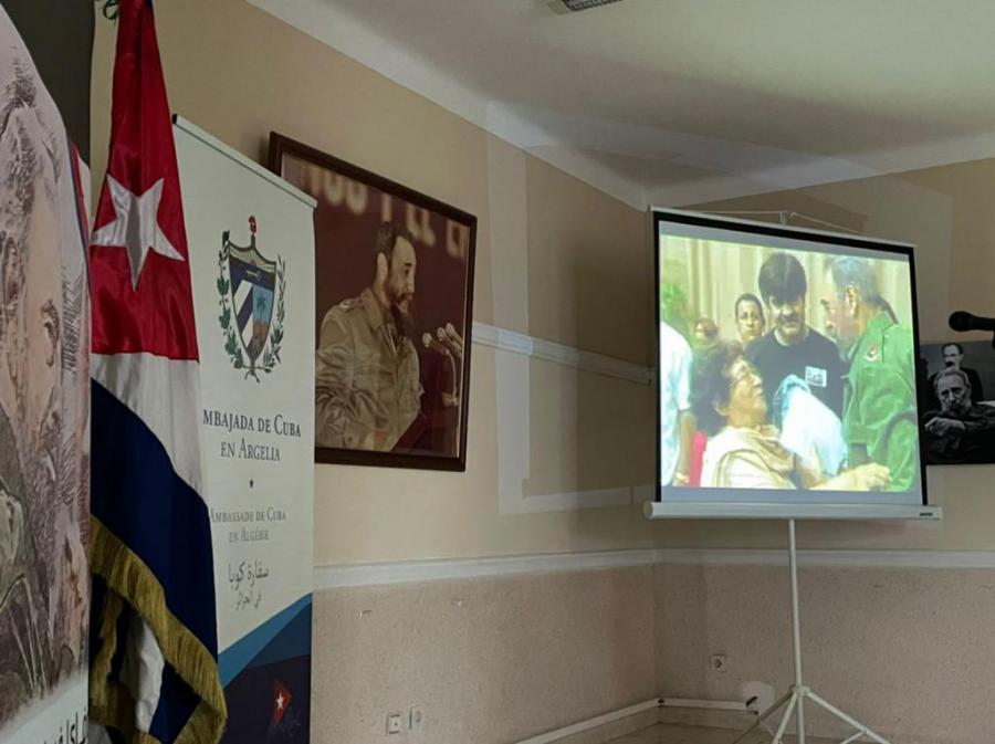 Embajada de Cuba en Argelia rinde homenaje al Comandante en Jefe, Fidel Castro Ruz, en el 5to Aniversario de su desaparición física