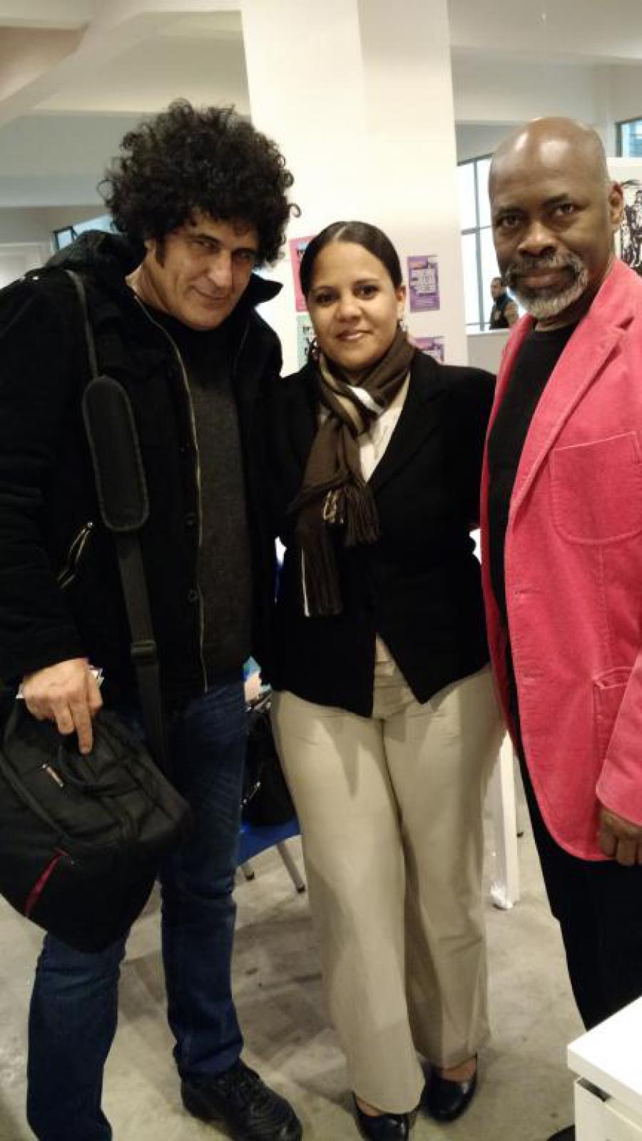  En la foto de izquierda a derecha: Diego Boris, director de INAMU, Yadira Álvarez, y Luis Lugo, pianista cubano invitado a la movida musical.