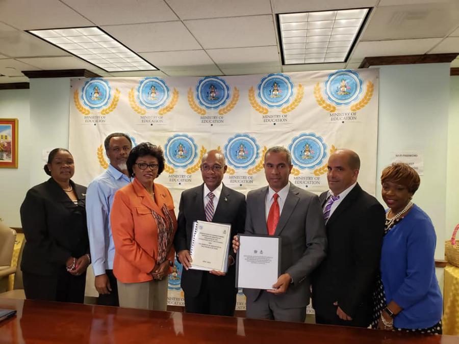 Se firma en Nassau la renovación del Memorando Educativo entre Las Bahamas y Cuba