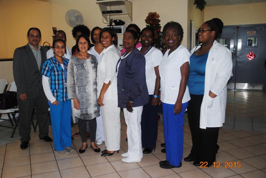 Embajadora de Cuba en Las Bahamas realiza visita a centros hospitalarios en Freeport 