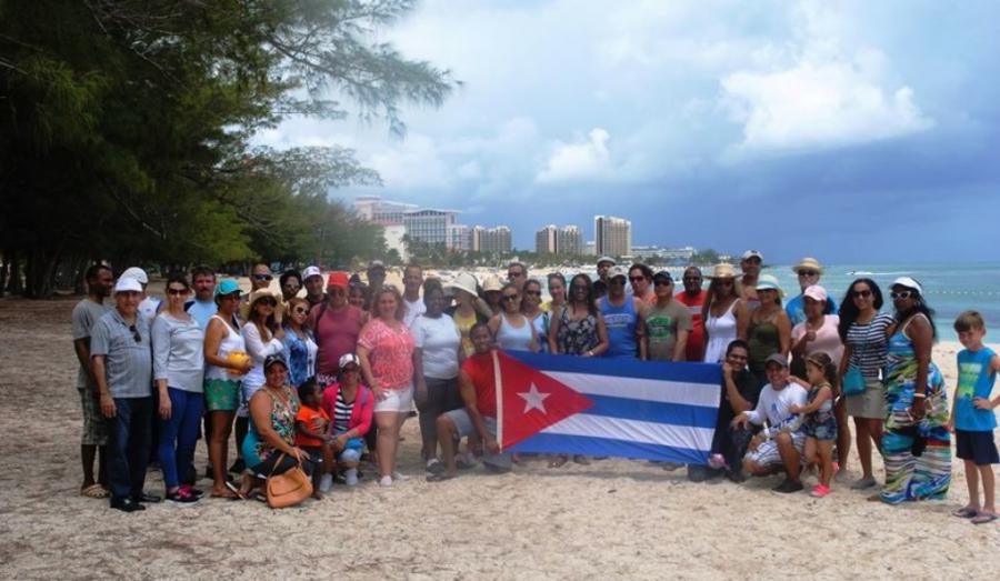 Embajada de Cuba en Las Bahamas celebra el Día de los Padres