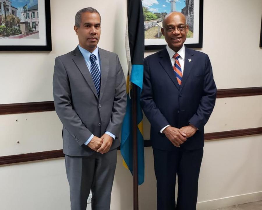 Cuba y Las Bahamas por ampliar la colaboración en materia educativa