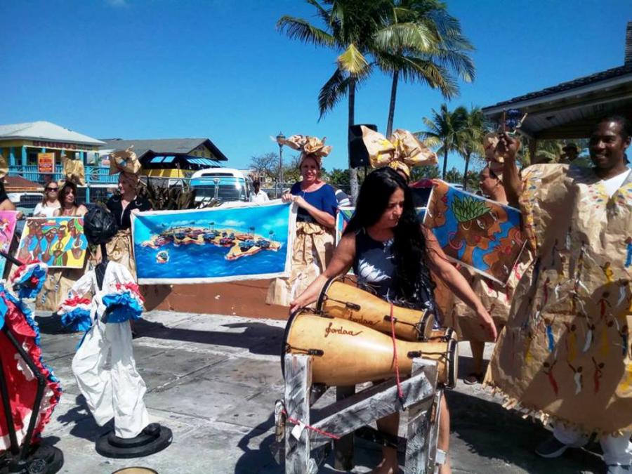 Cultura cubana presente en la exhibición anual del Club de Autos Antiguos de Las Bahamas