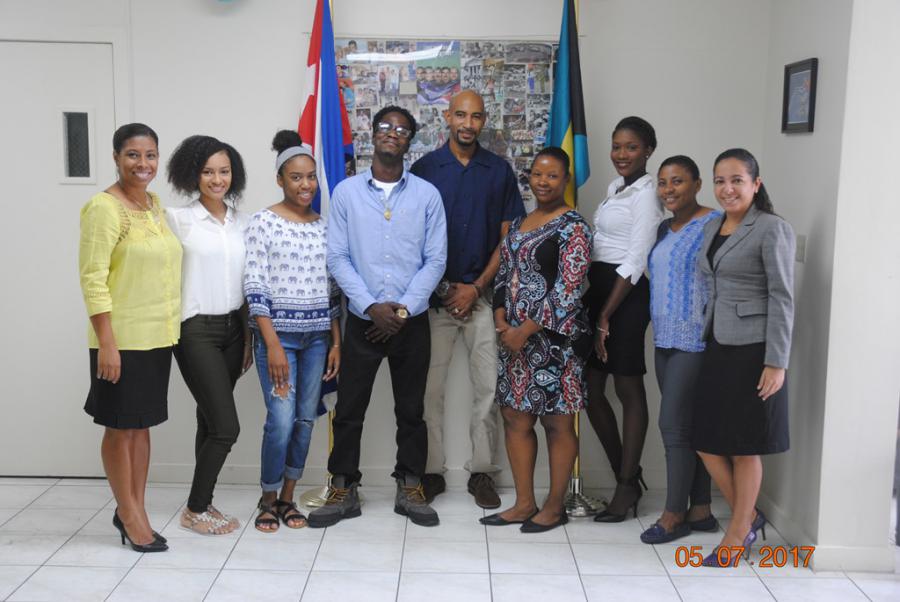 Jóvenes bahameses son beneficiados con el programa de becas que ofrece Cuba