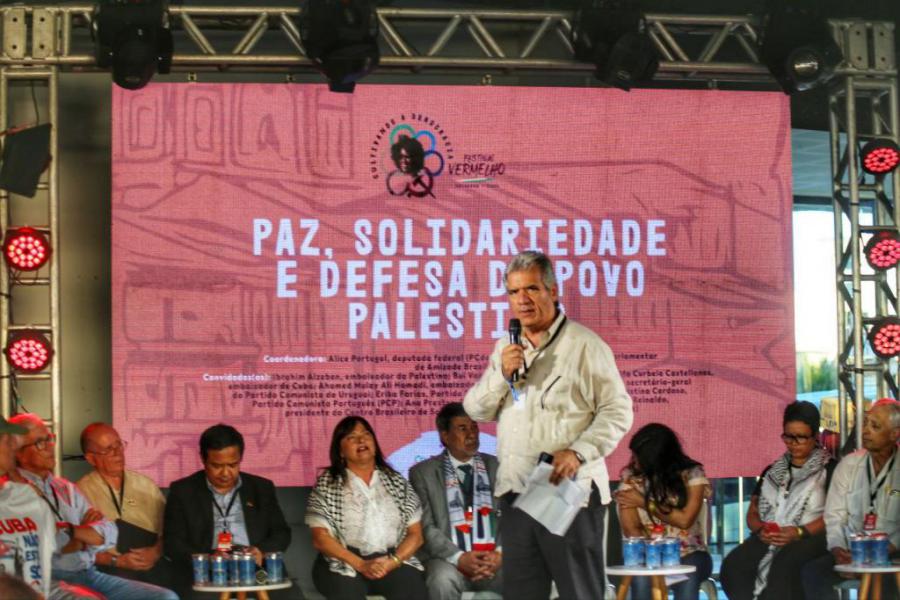 Participa Cuba en la segunda edición del Festival Vermelho celebrada en Bahía.