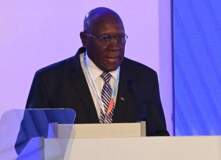Discurso del vicepresidente de la República de Cuba, Salvador Valdés Mesa, en el debate general de la IV Conferencia de los Pequeños Estados Insulares en Desarrollo. Antigua y Barbuda, 27 al 30 de mayo
