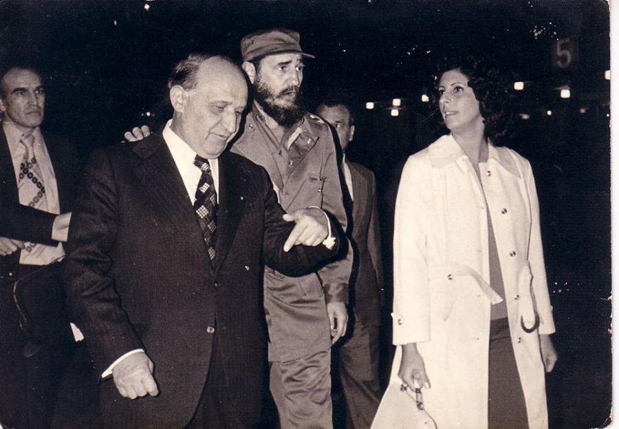 "Por Aquí Pasó Fidel - Fidel Entre Nosotros" (II). Homenaje a Fidel. 