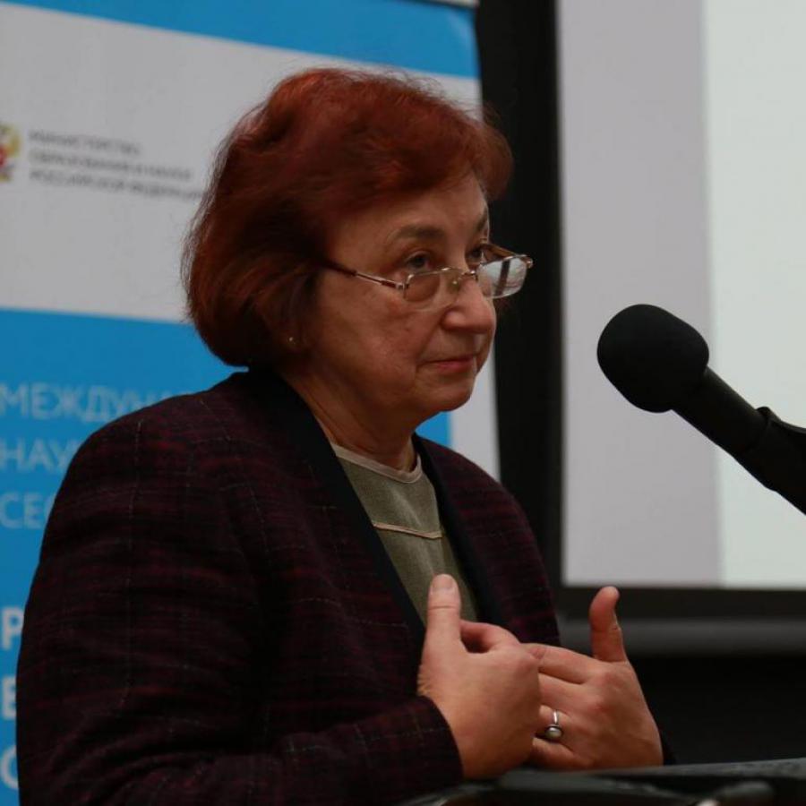 "Para Cuba lo más humano hoy es la solidaridad". Artículo escrito por una profesora de la Universidad de Sofía. 