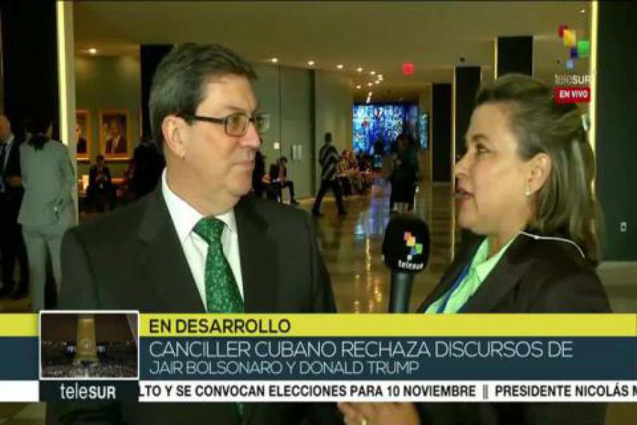 Cuba se opone a declaraciones de Bolsonaro contra médicos de la isla.