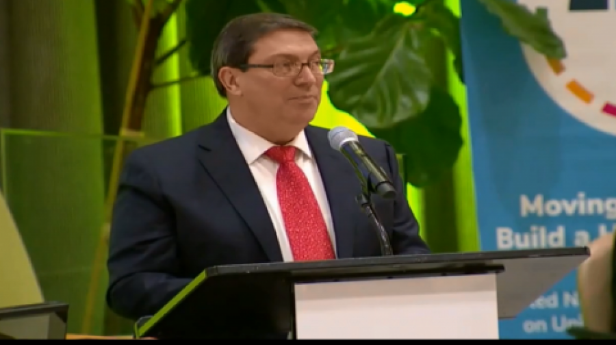 Cuba continuará fortaleciendo su tradición de cooperación e intercambio con la OMS y la OPS.
