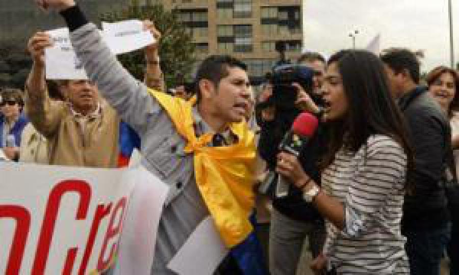 Telesur: Voice and image of those who fight and resist.