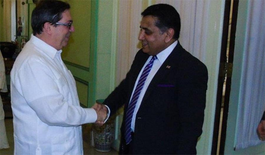 Canciller cubano recibió a ministro de Estado del Reino Unido de Gran Bretaña e Irlanda del Norte. Canciller cubano recibió a ministro de Estado del Reino Unido de Gran Bretaña e Irlanda del Norte.
