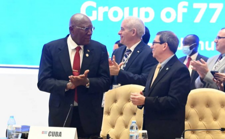 Canciller cubano valora de positivos resultados de cumbres en Uganda