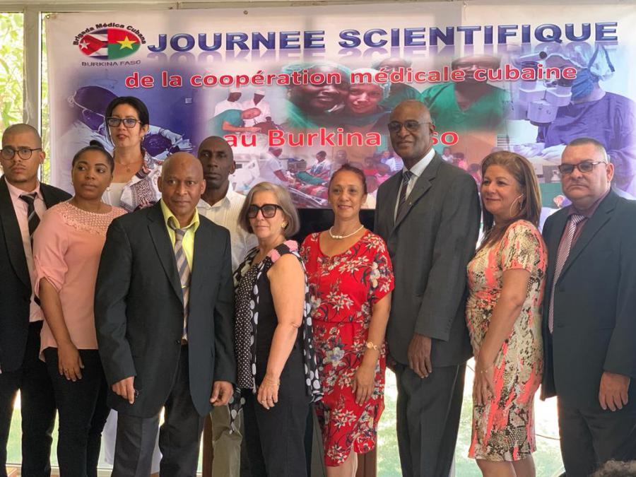 Concluye la Jornada Científica de la Brigada Médica en Burkina Faso.