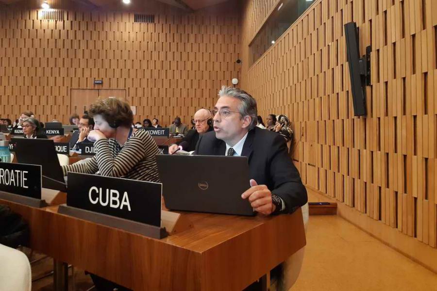 Cuba denunció en Unesco daño del bloqueo de EEUU a las comunicaciones