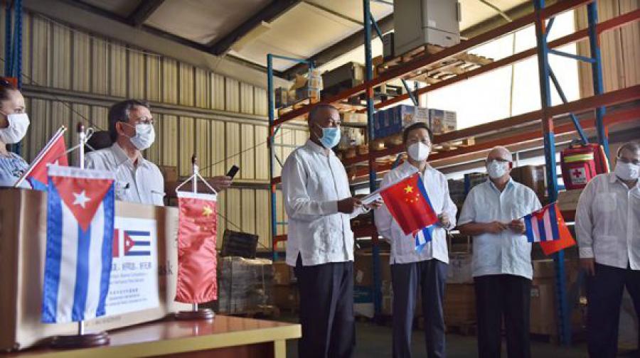 Recibe Cuba lote de mascarillas donado por el Partido Comunista de China