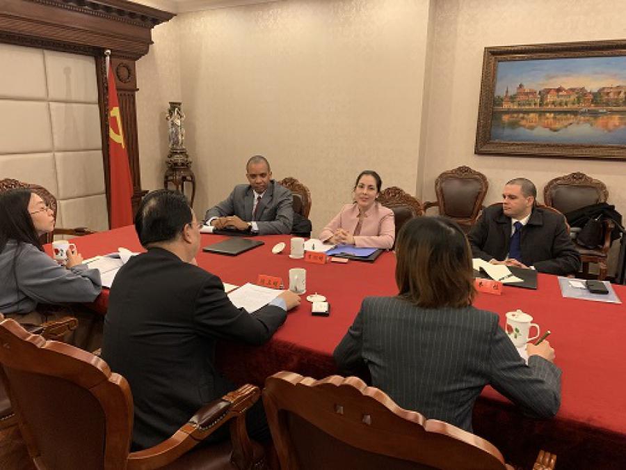 古巴大使馆加强与天津政府机构和院校间的联络 古巴大使馆加强与天津政府机构和院校间的联络