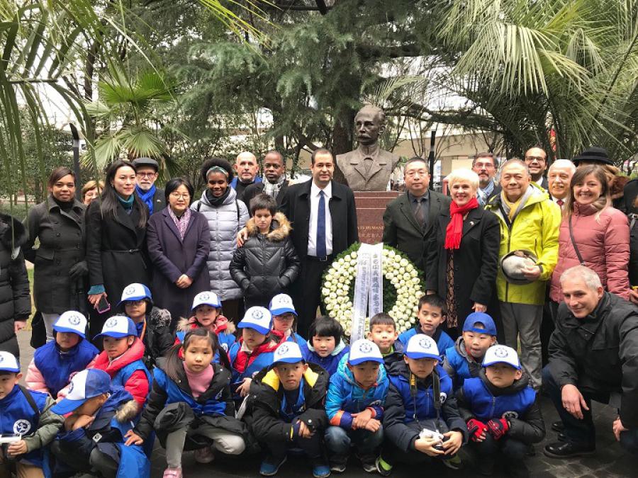 Homenaje en Shanghái a José Martí en el 166 aniversario de su natalicio.