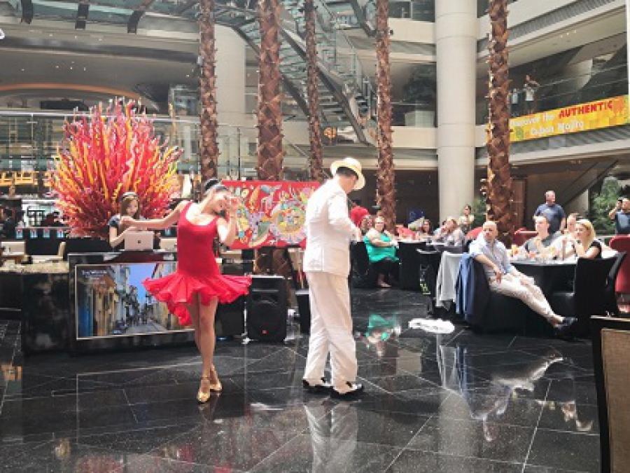 Cultura cubana en evento del Westin Bund Center de Shanghái.
