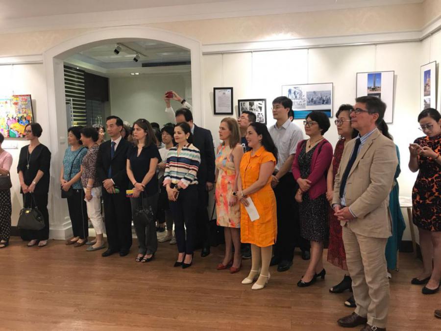 Inaugurada en Shanghai Exposición “Cuba y China, 170 años una amistad inquebrantable. Una historia a través de fotos y pinturas” 