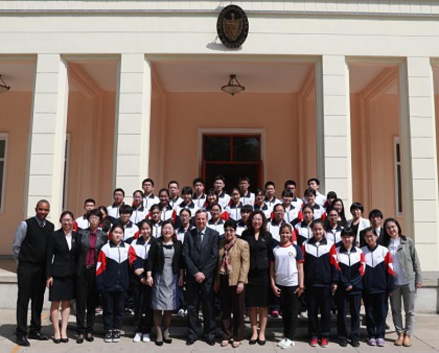 Jóvenes chinos se acercan a la cultura y la historia de Cuba