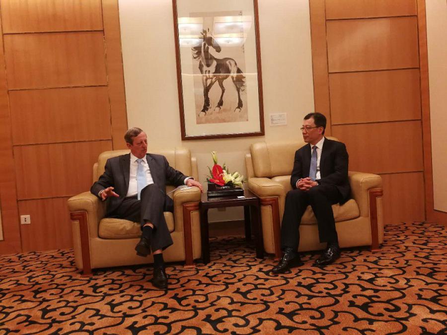 中国外交部国际司新任司长会见古巴驻华大使