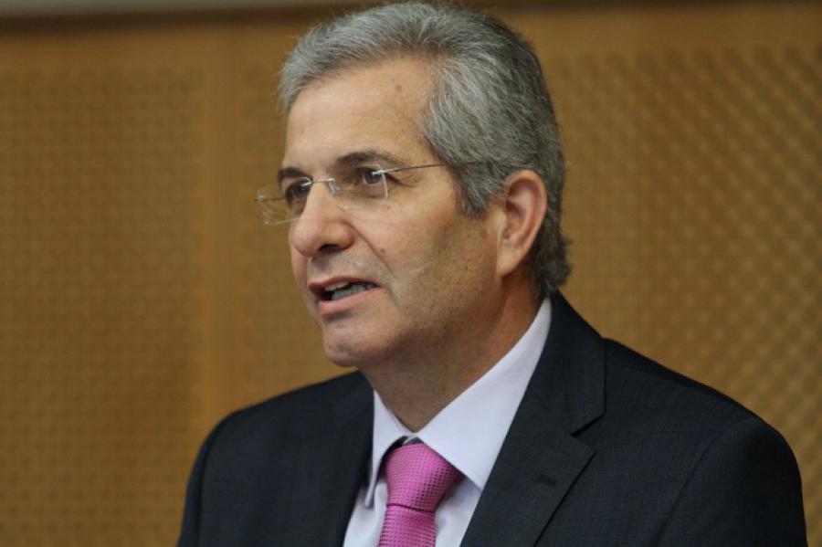 THE GENERAL SECRETARY OF THE CYPRIOT PARTY AKEL RECEIVES CUBAN AMBASSADOR.