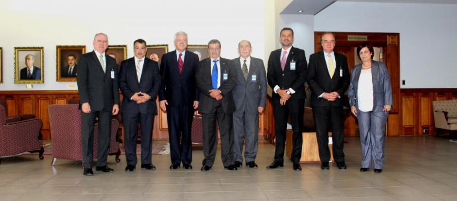 Presidente del Banco Central de Cuba concluye visita de trabajo a Costa Rica.