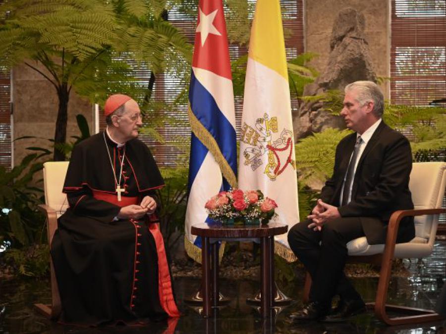Eminentísimo Cardenal Beniamino Stella en Cuba