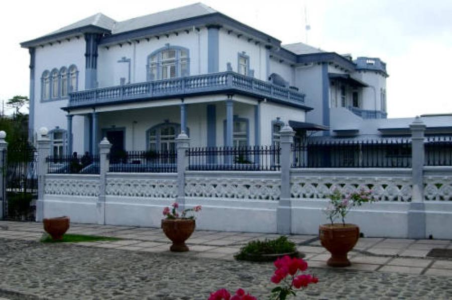 APRUEBA LA ASAMBLEA LEGISLATIVA DE COSTA RICA MOCIÓN DE APOYO AL PUEBLO DE CUBA EN SU RECLAMO POR EL CESE DEL BLOQUEO.