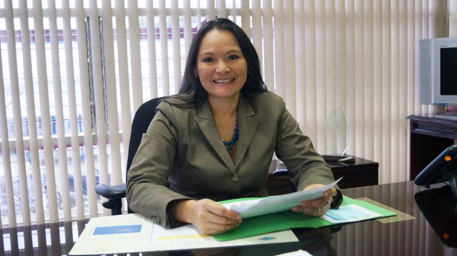 La directora de Migración y Extranjería de Costa Rica recibe al embajador de Cuba.