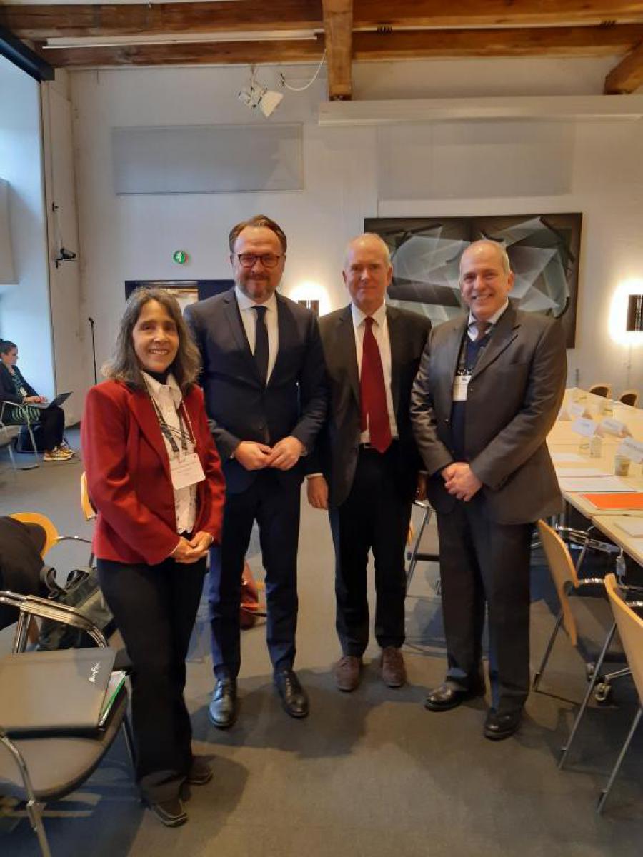 Cuba attends the Ministerial Conference on Climate in Copenhagen.