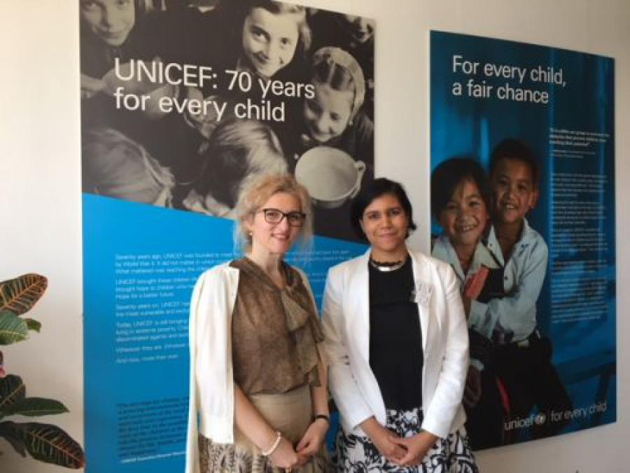 Embajadora cubana en Copenhague visita sede de la División de Suministros de UNICEF