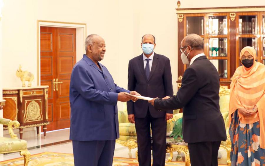 Embajador cubano presenta las Cartas Credenciales al Presidente de Djibouti