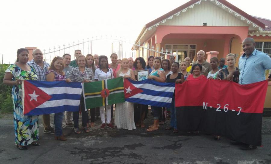 Expresan colaboradores cubanos de la salud en Dominica su satisfacción y compromiso por el trabajo que realizan.
