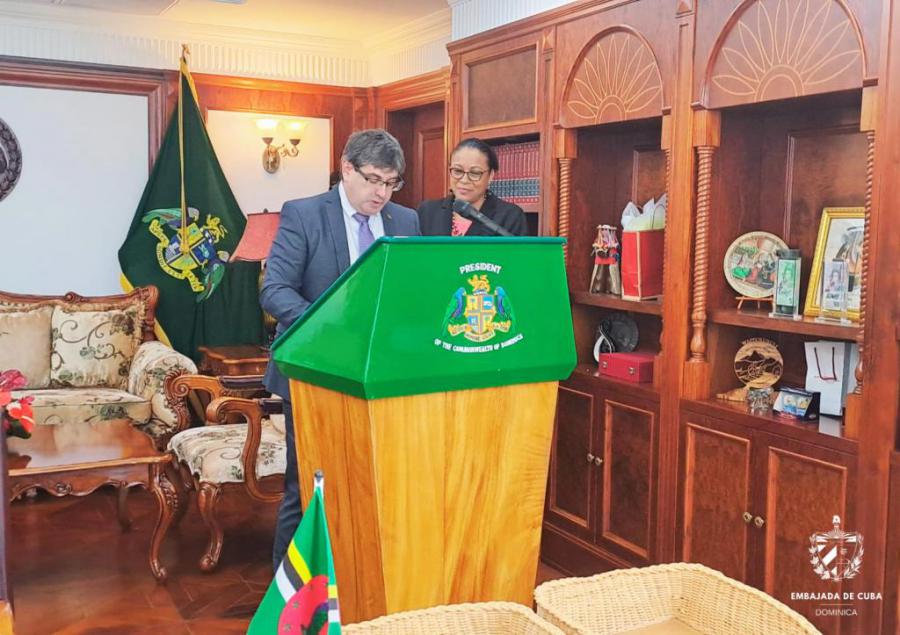 New Cuban Ambassador to the Commonwealth of Dominica presented his credentials to the President, Her Excellency Sylvanie Burton.