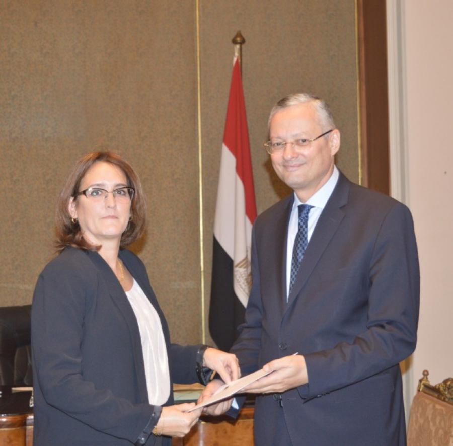  Ambassador of Cuba to Egypt presented copies of her Credentials