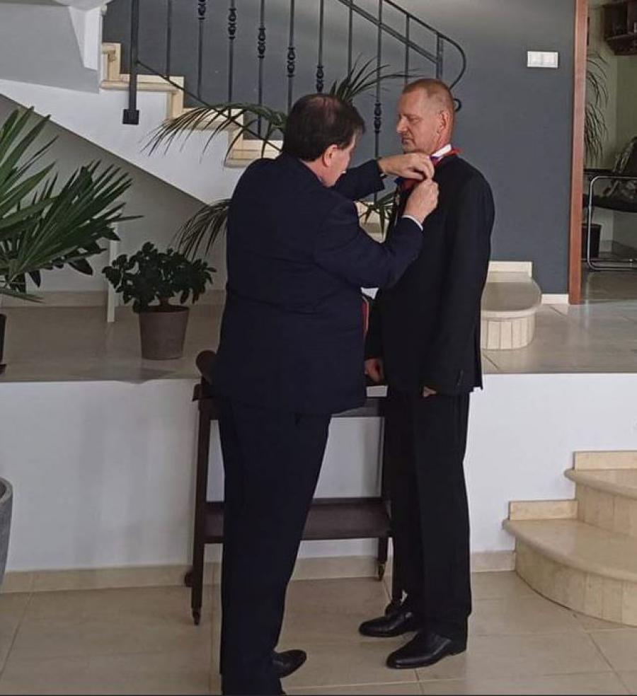 Embajador cubano asiste a recepción en ocasión de condecoración del Cónsul Honorario de Chile en Bratislava