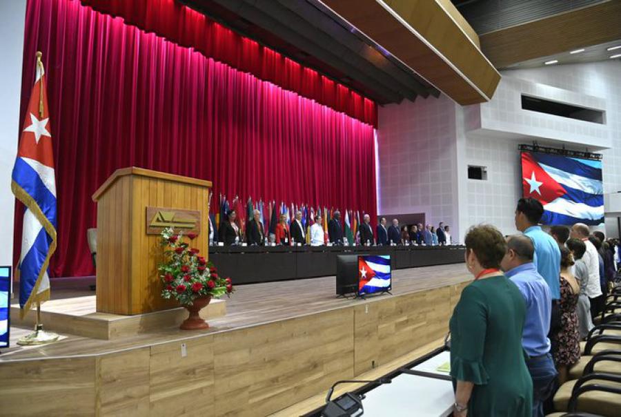  Conferencia Magistral ofrecida por el Dr. C. José Angel Portal Miranda, Ministro de Salud Pública de Cuba, en la V Convención Internacional “Cuba-Salud 2025".