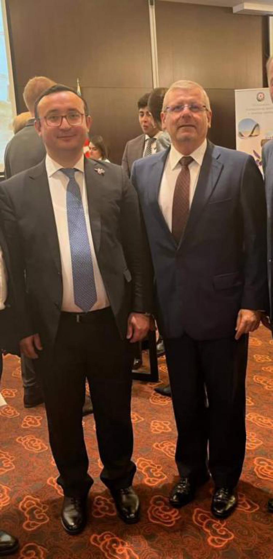 Embajador de Cuba participa en celebración del día de independencia de la República de Azerbaiyán