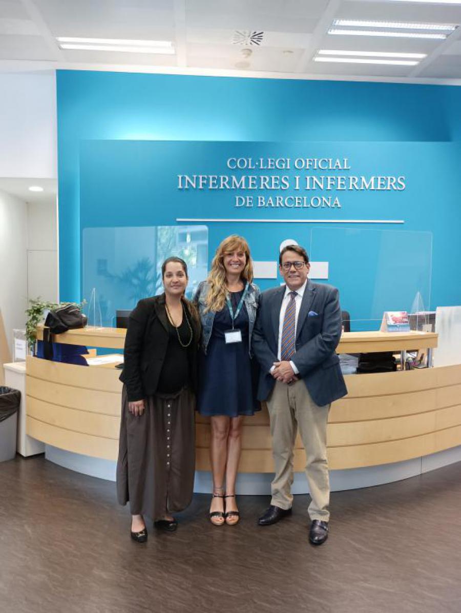Visita el Cónsul General de Cuba en Barcelona el Colegio Oficial de Enfermeras y Enfermeros de Barcelona