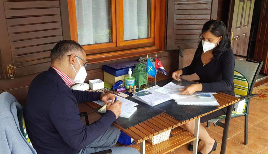 Se realiza en Oviedo un consulado itinerante para los cubanos residentes en Asturias