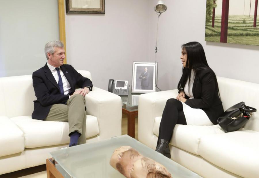 Presidente de la Junta de Galicia recibe a la Cónsul General de Cuba en Santiago de Compostela