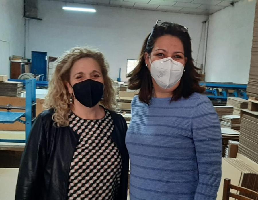 Cónsul General de Cuba para Andalucía sostiene encuentro con coordinadora de Izquierda Unida en Málaga Ciudad
