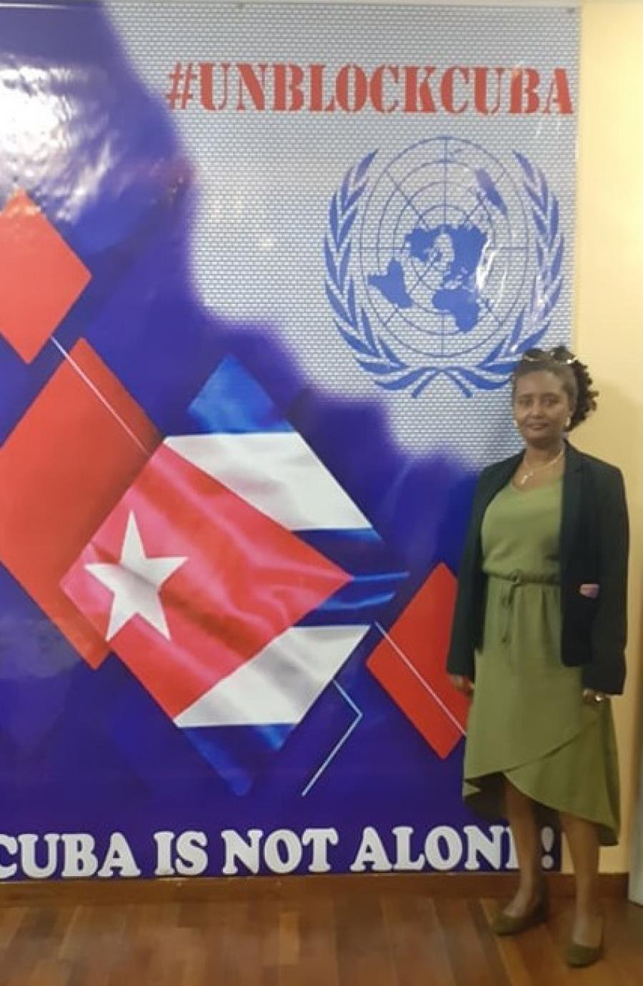 Anchinalau Mekonnen en la Embajada de Cuba