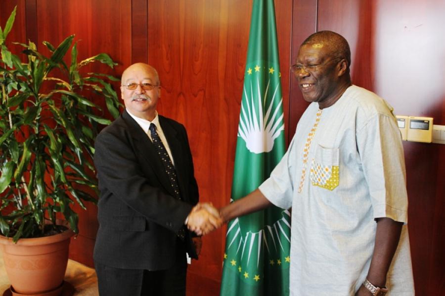 Open doors for Cuba at AU